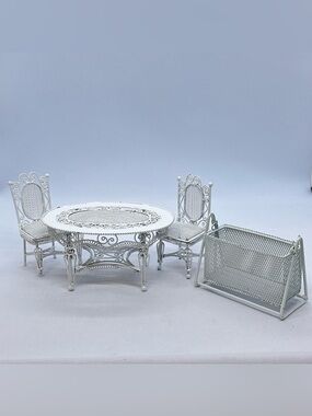 Set/4 Dollhouse White Metal Mesh Table 2 Chairs Cradle/Bassinet 1:12 Scale *READ